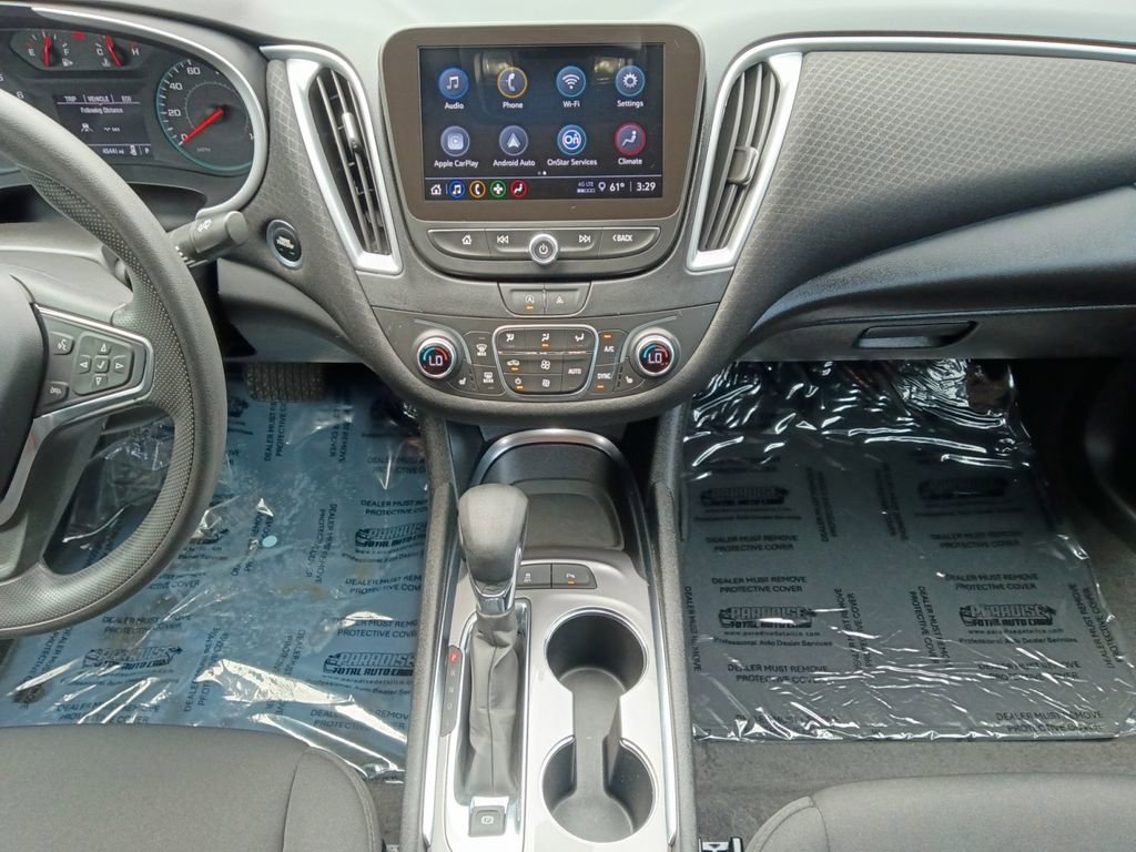 Used 2024 Chevrolet Malibu LT FWD image 3