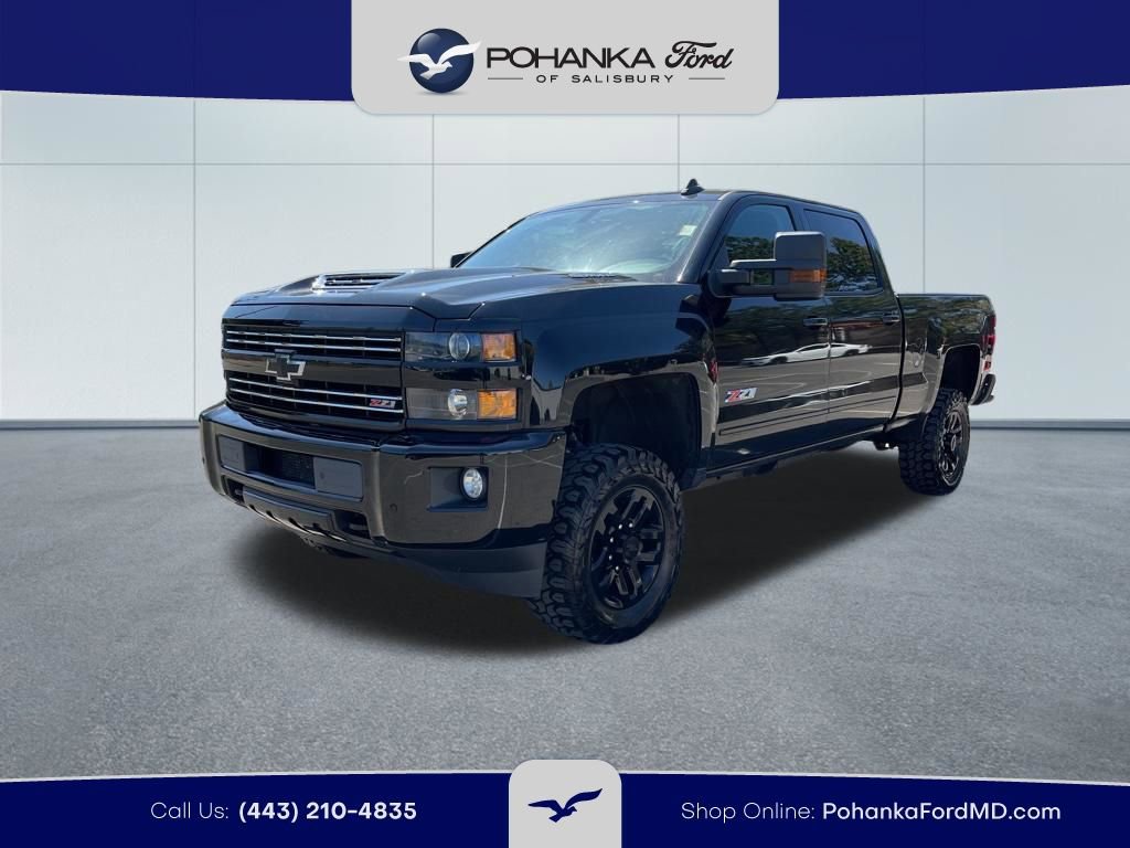 Used 2019 Chevrolet Silverado 2500 LT w/ Midnight Edition image 2
