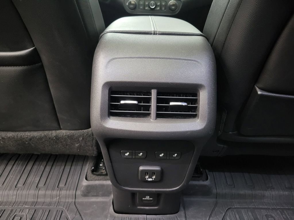 Used 2020 GMC Terrain Denali w/ Denali Premium Package AWD/4WD image 21