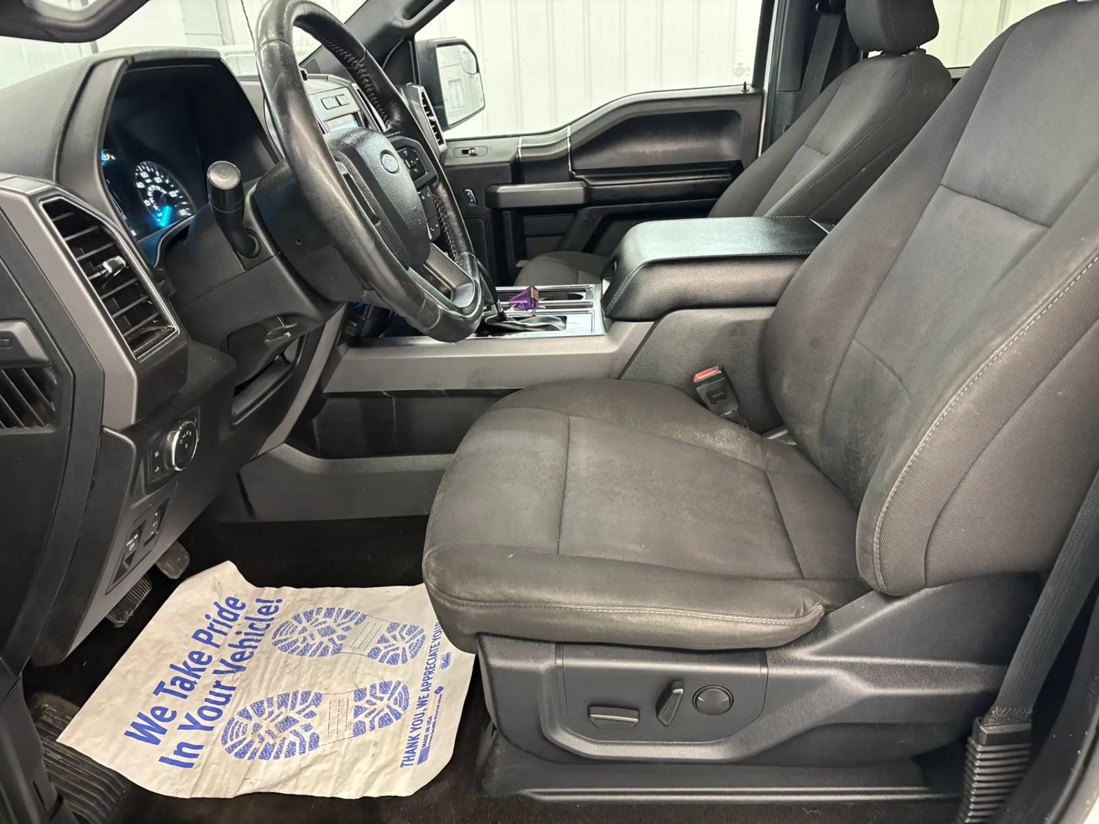 Used 2019 Ford F150 XLT w/ Equipment Group 302A Luxury AWD/4WD image 34