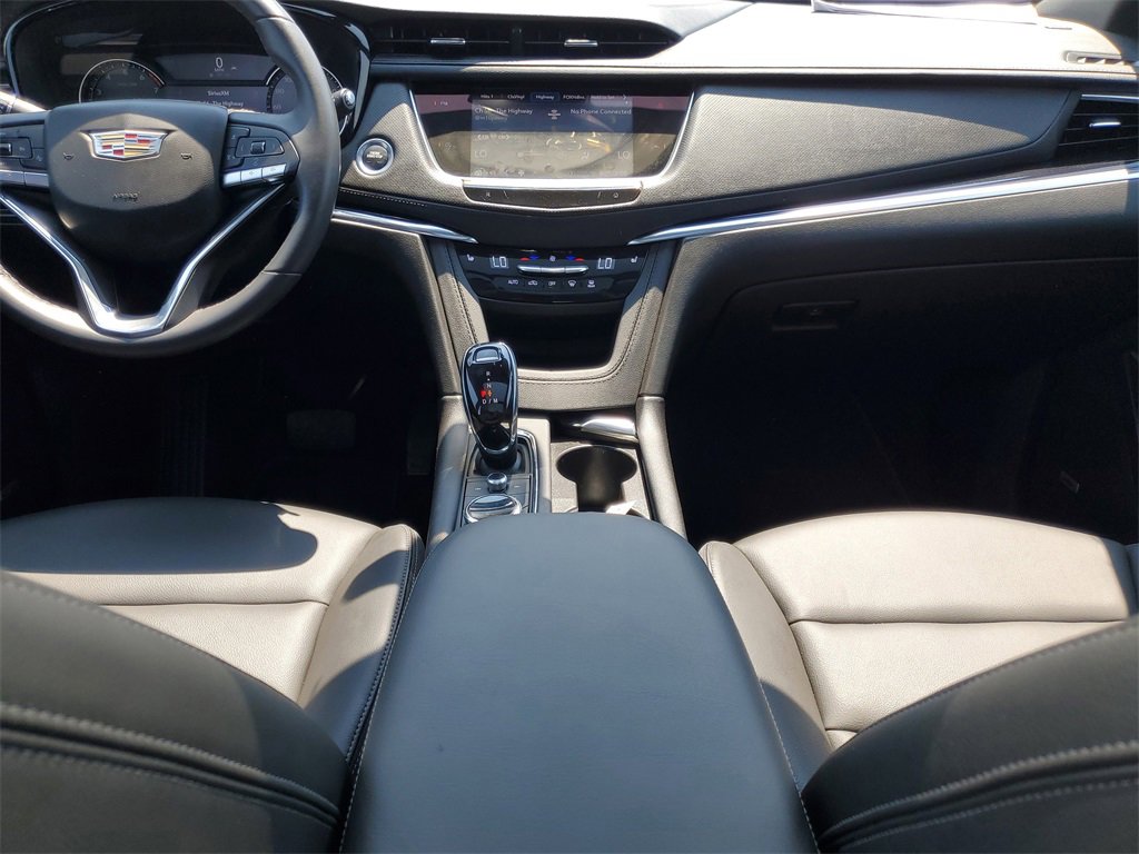 Certified 2023 Cadillac XT6 Luxury image 16