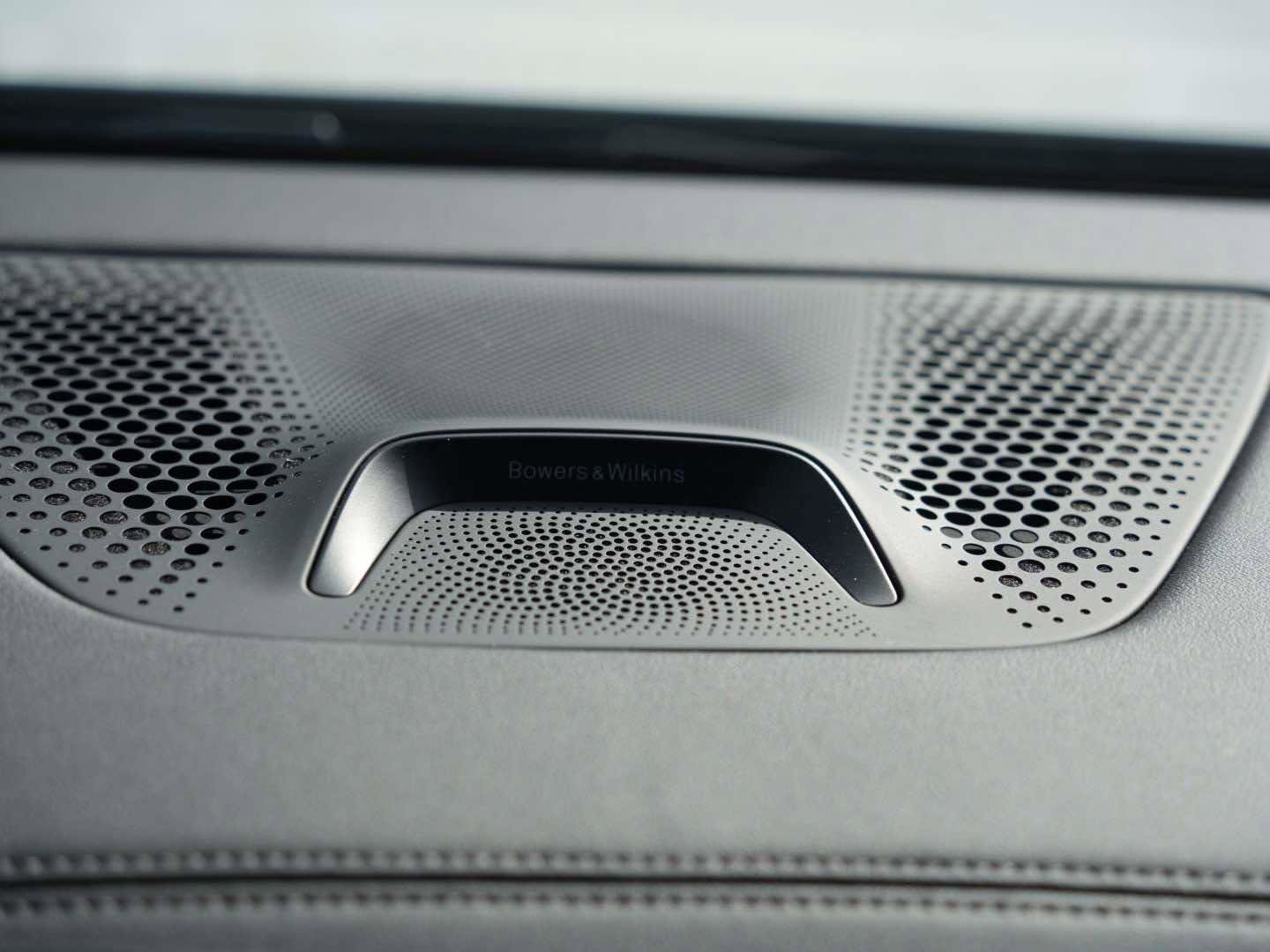 Used 2024 BMW X7 xDrive40i w/ Executive Package image 25