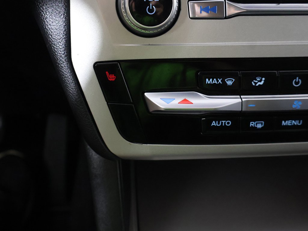 Used 2022 Ford Explorer XLT image 46