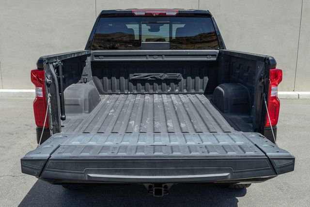 Used 2024 Chevrolet Silverado 1500 ZR2 w/ Technology Package AWD/4WD image 5