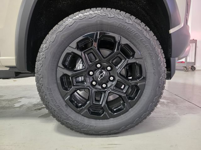 New 2026 Chevrolet Colorado Trail Boss w/ LPO, Tailgate Decal Package AWD/4WD image 30