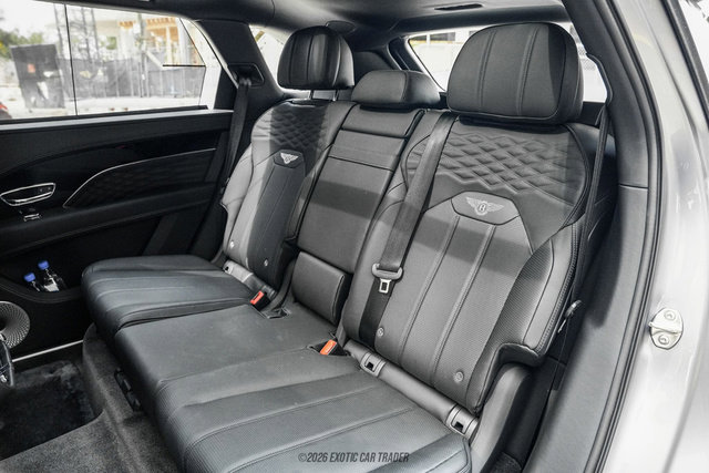 Used 2024 Bentley Bentayga Extended Wheelbase AWD/4WD image 59