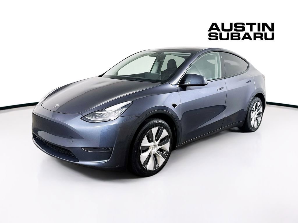 Used 2023 Tesla Model Y Long Range image 3