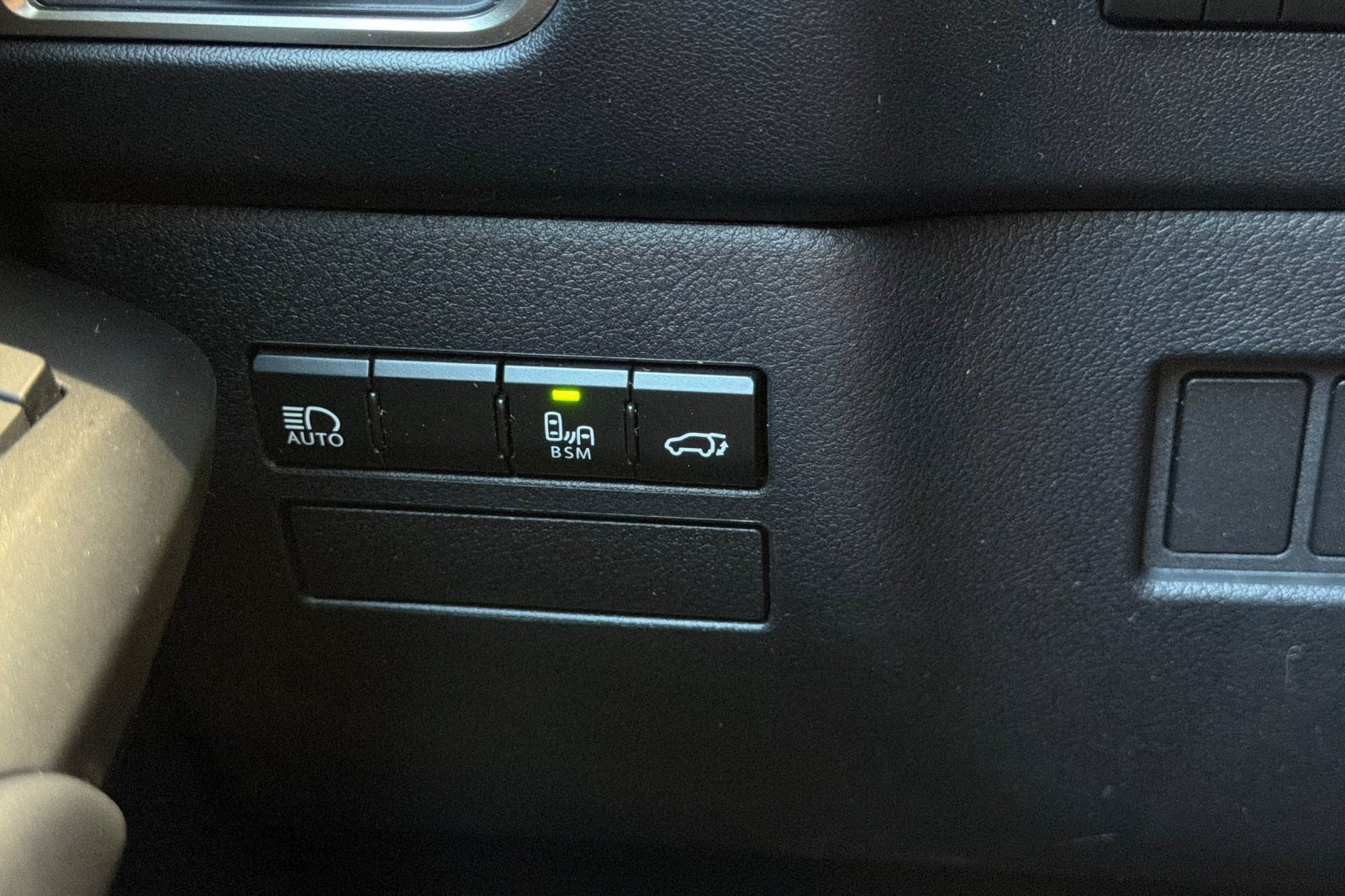 Used 2019 Lexus NX 300h AWD w/ Comfort Package image 36