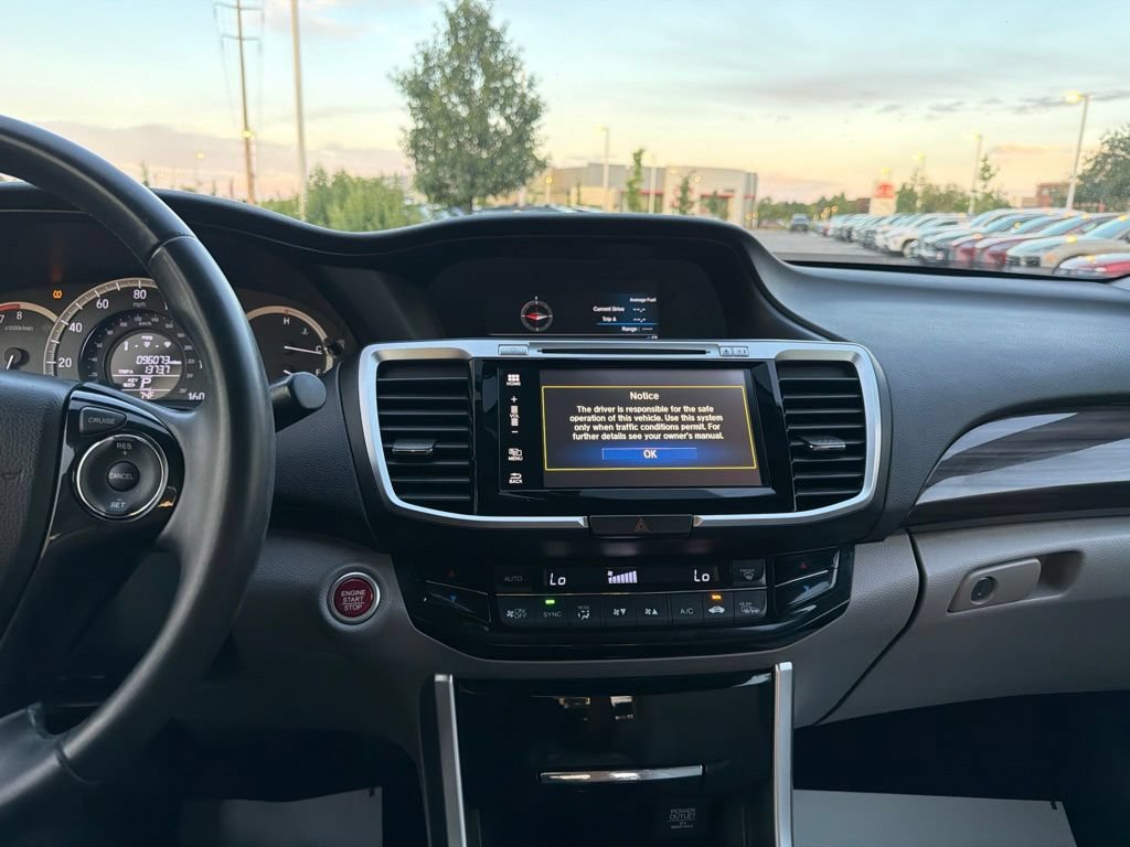 Used 2016 Honda Accord EX-L image 31