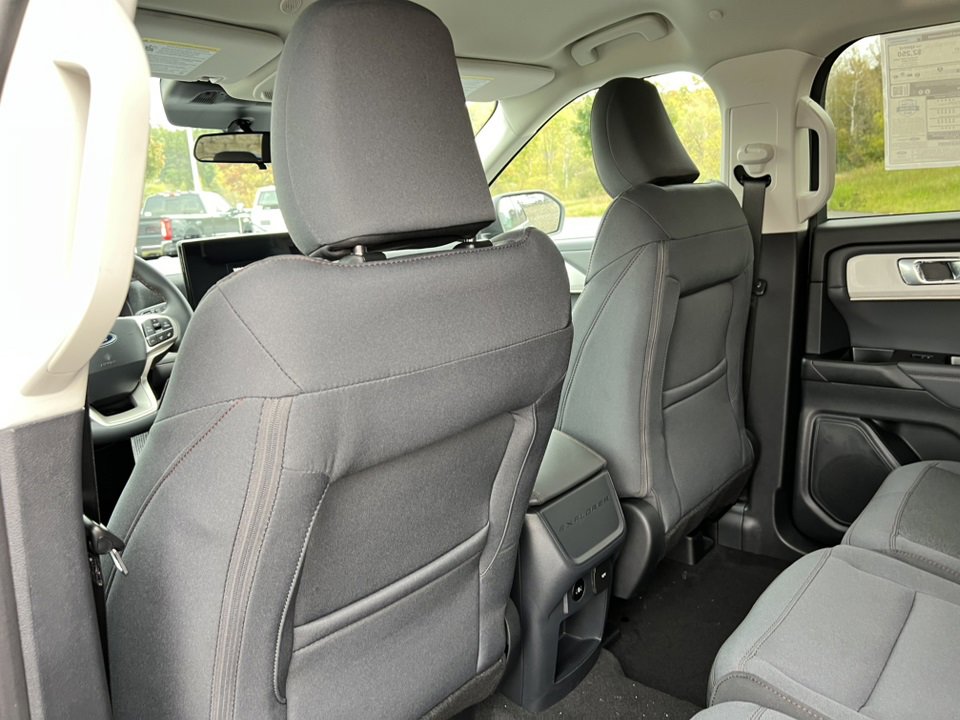 New 2026 Ford Explorer Active image 7