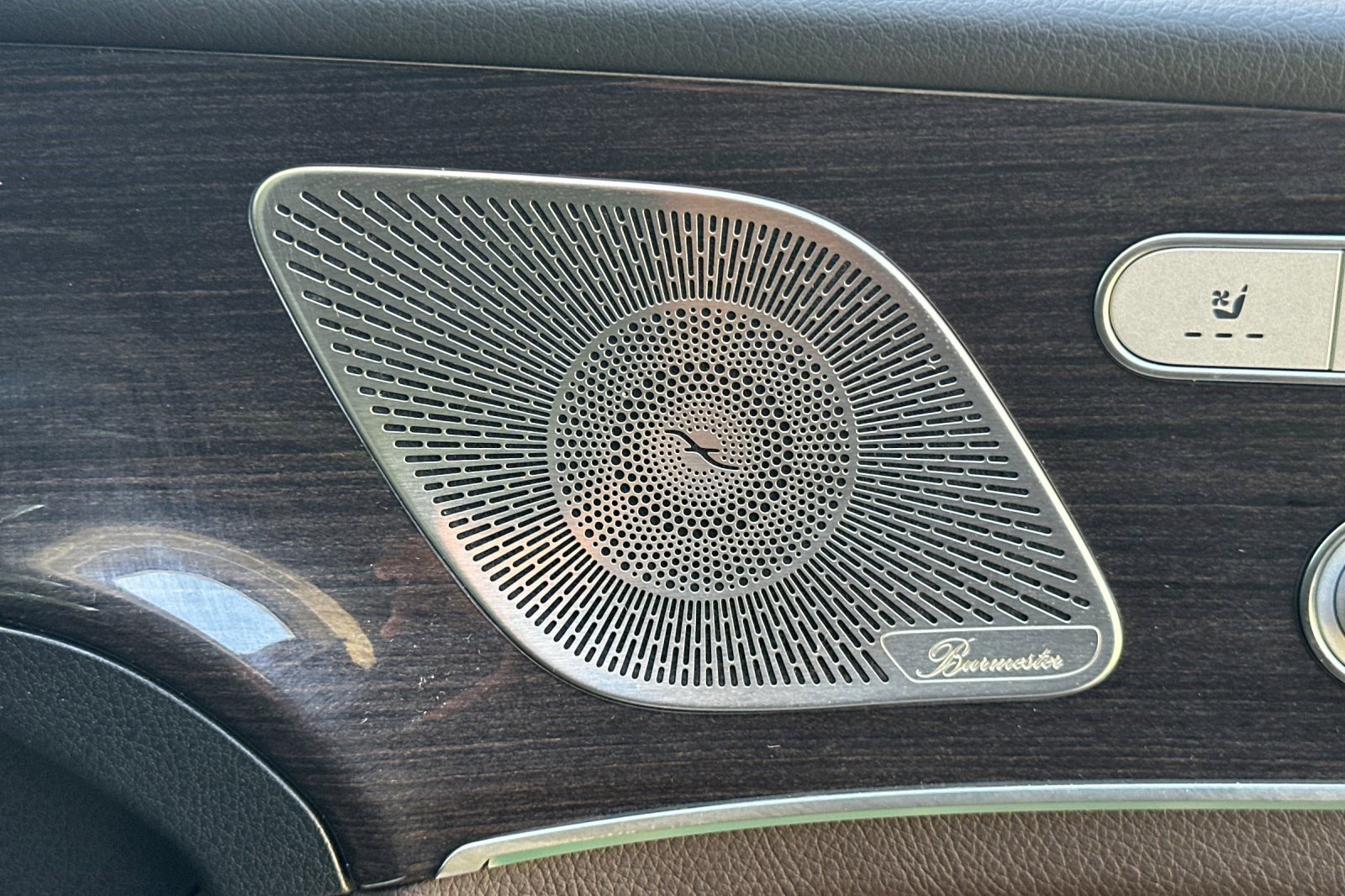 Used 2022 Mercedes-Benz GLS 450 4MATIC image 22