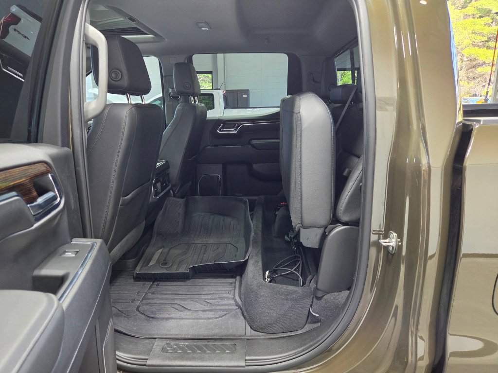 Used 2024 GMC Sierra 1500 Elevation w/ Elevation Premium Package AWD/4WD image 24