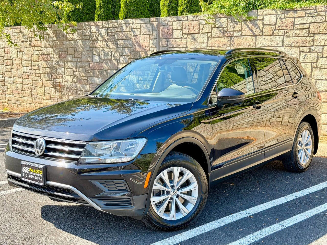 Used 2019 Volkswagen Tiguan SE image 19
