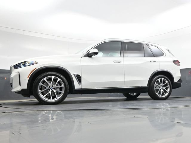 Used 2025 BMW X5 xDrive40i AWD/4WD image 36