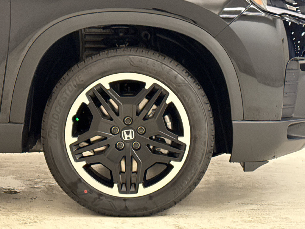 New 2026 Honda Pilot Touring image 6