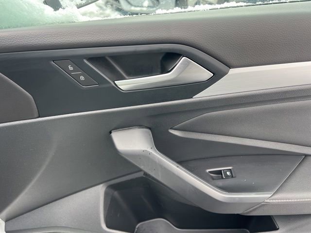 Used 2025 Volkswagen Jetta S image 31