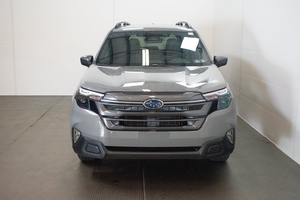New 2026 Subaru Forester Touring AWD/4WD image 2