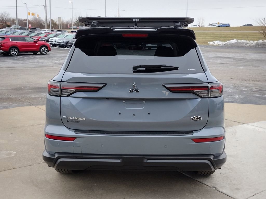 New 2026 Mitsubishi Outlander Trail Edition image 17