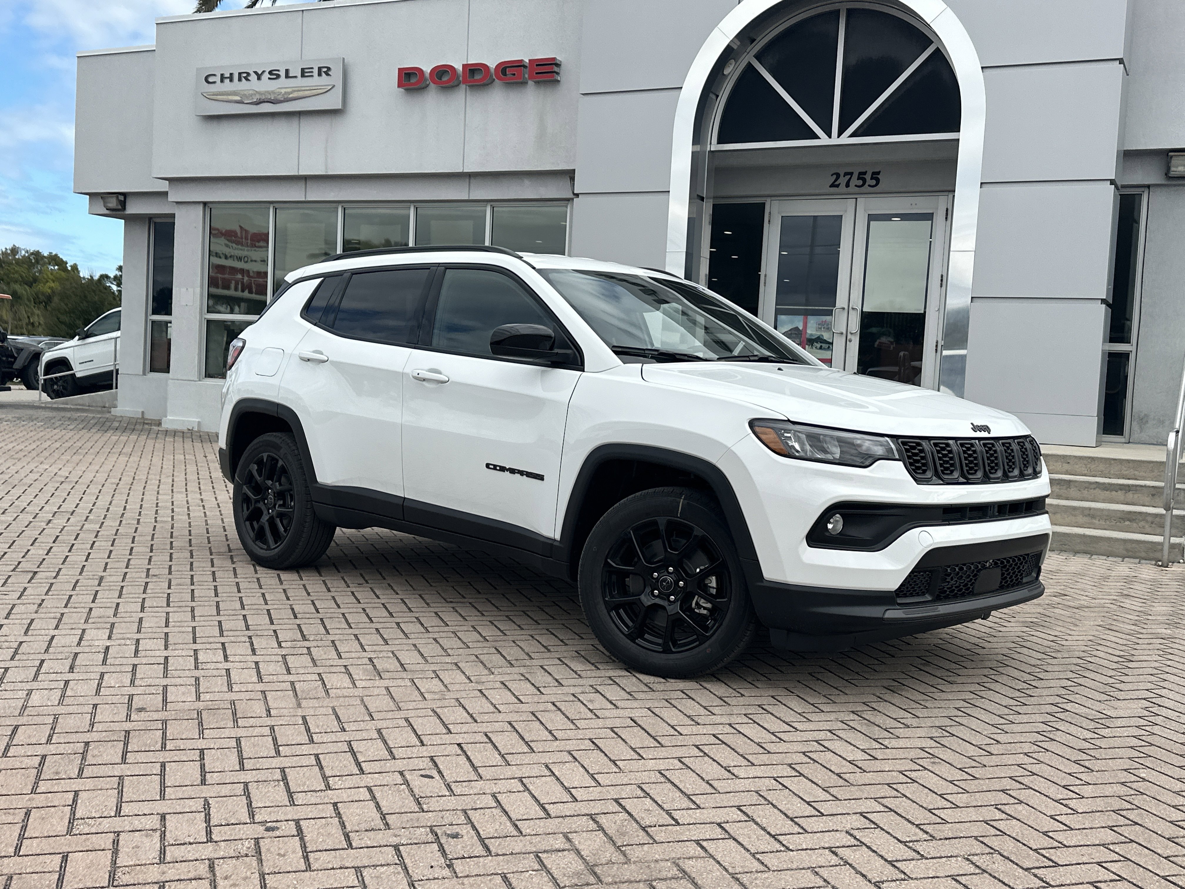 New 2026 Jeep Compass Latitude image 2