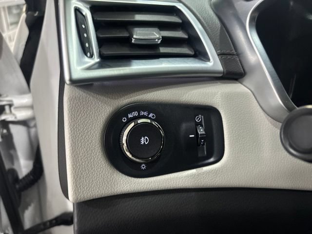 Used 2015 Cadillac SRX Premium w/ Driver Assist Package AWD/4WD image 17