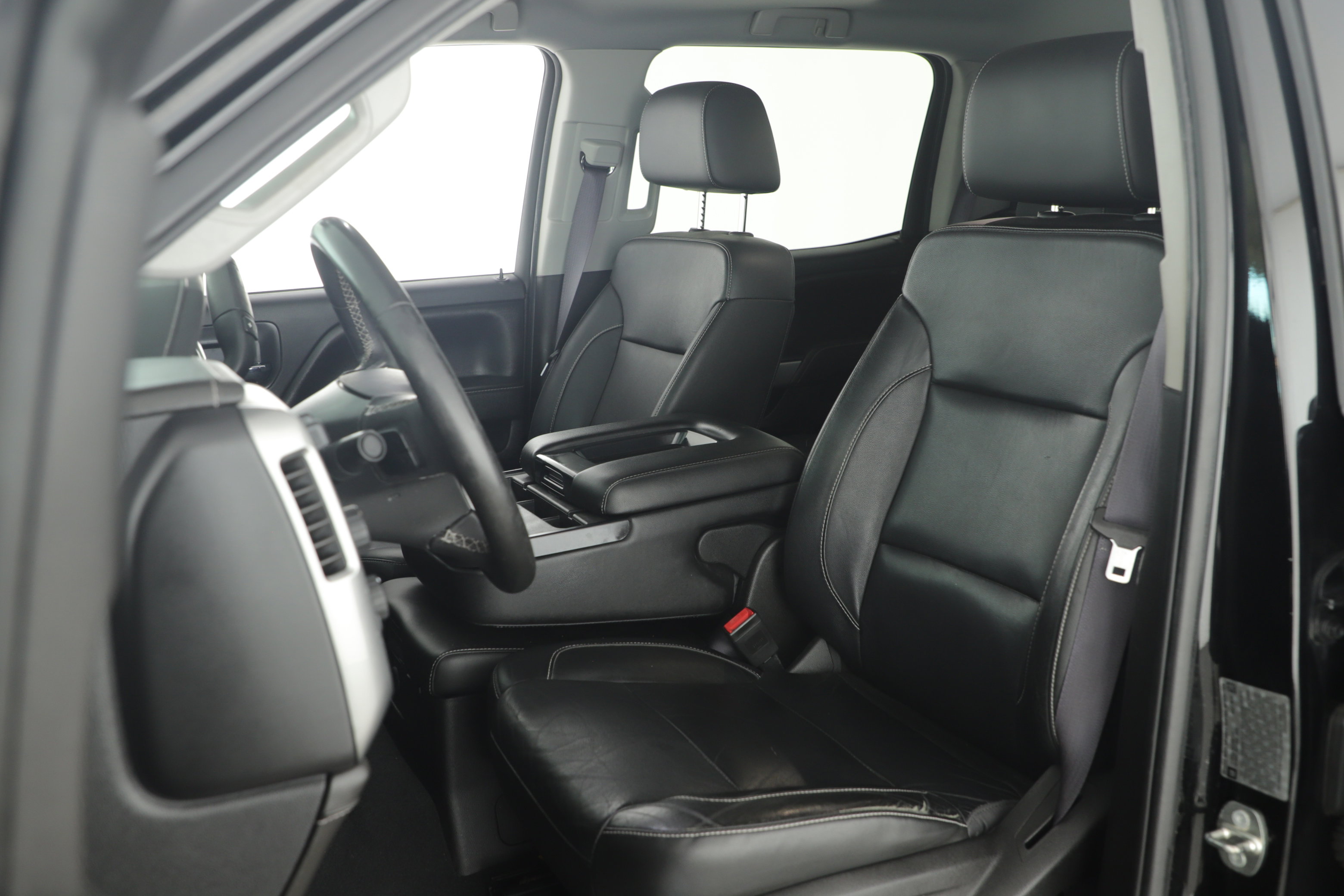 Used 2016 Chevrolet Silverado 3500 LTZ w/ Duramax Plus Package image 20