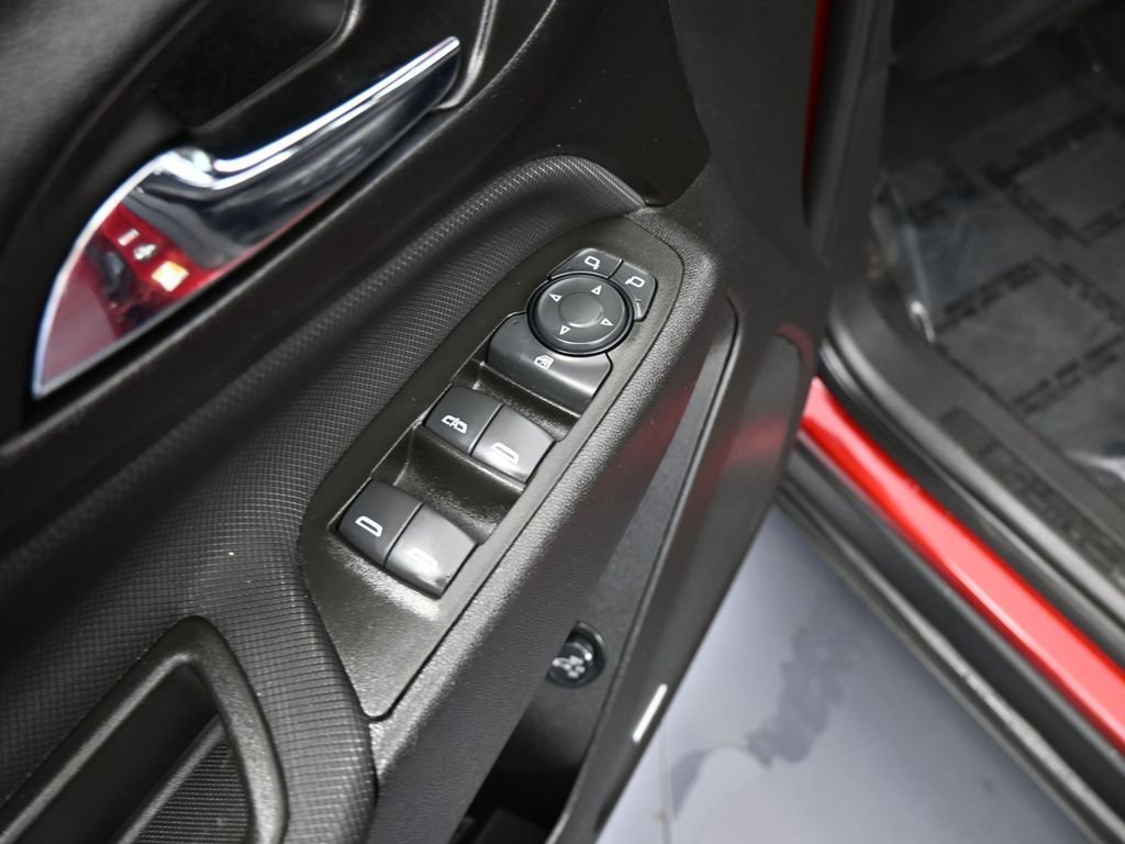 Used 2022 Chevrolet Equinox RS w/ RS Leather Package image 13