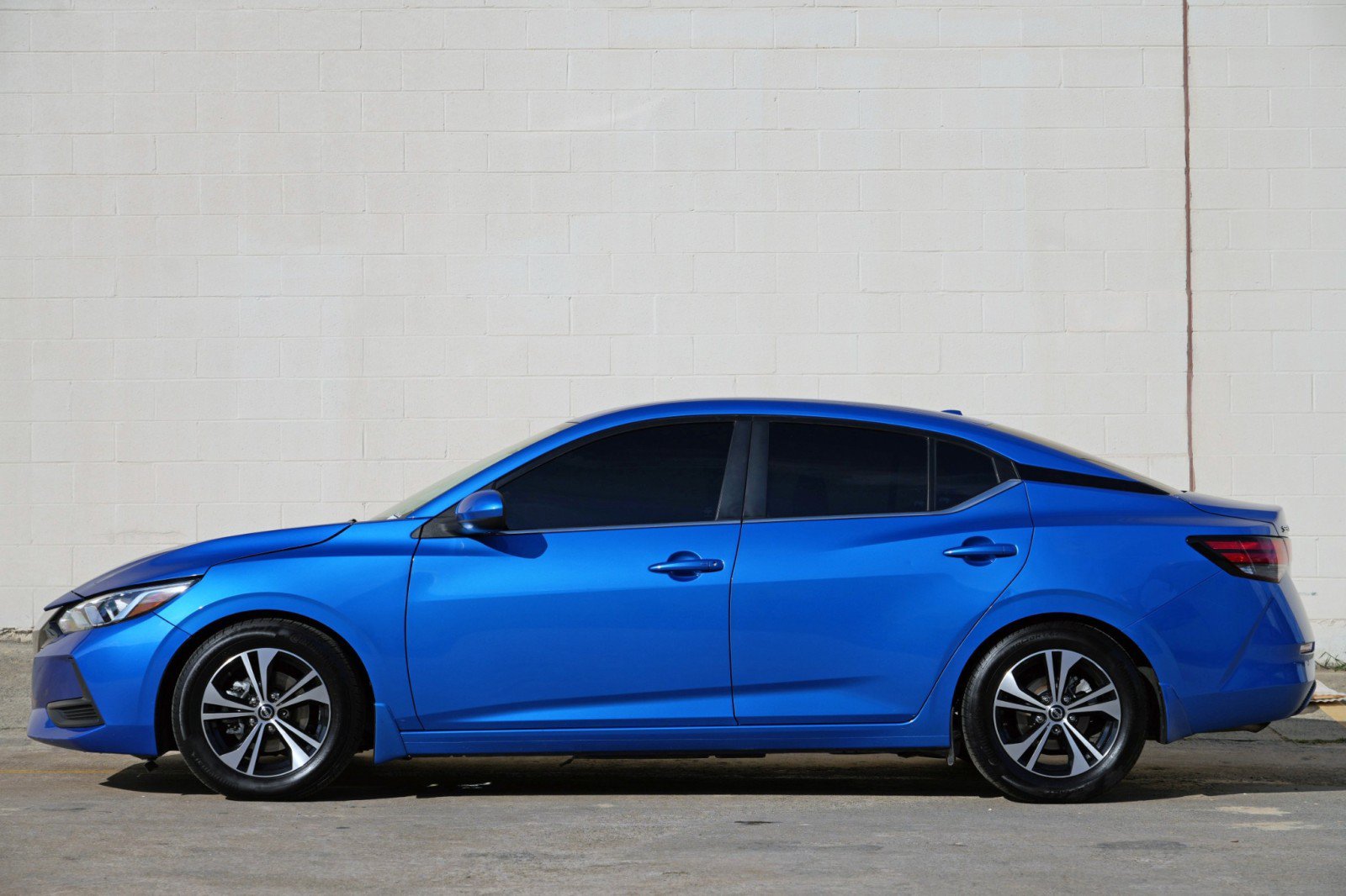 Used 2023 Nissan Sentra SV FWD image 8