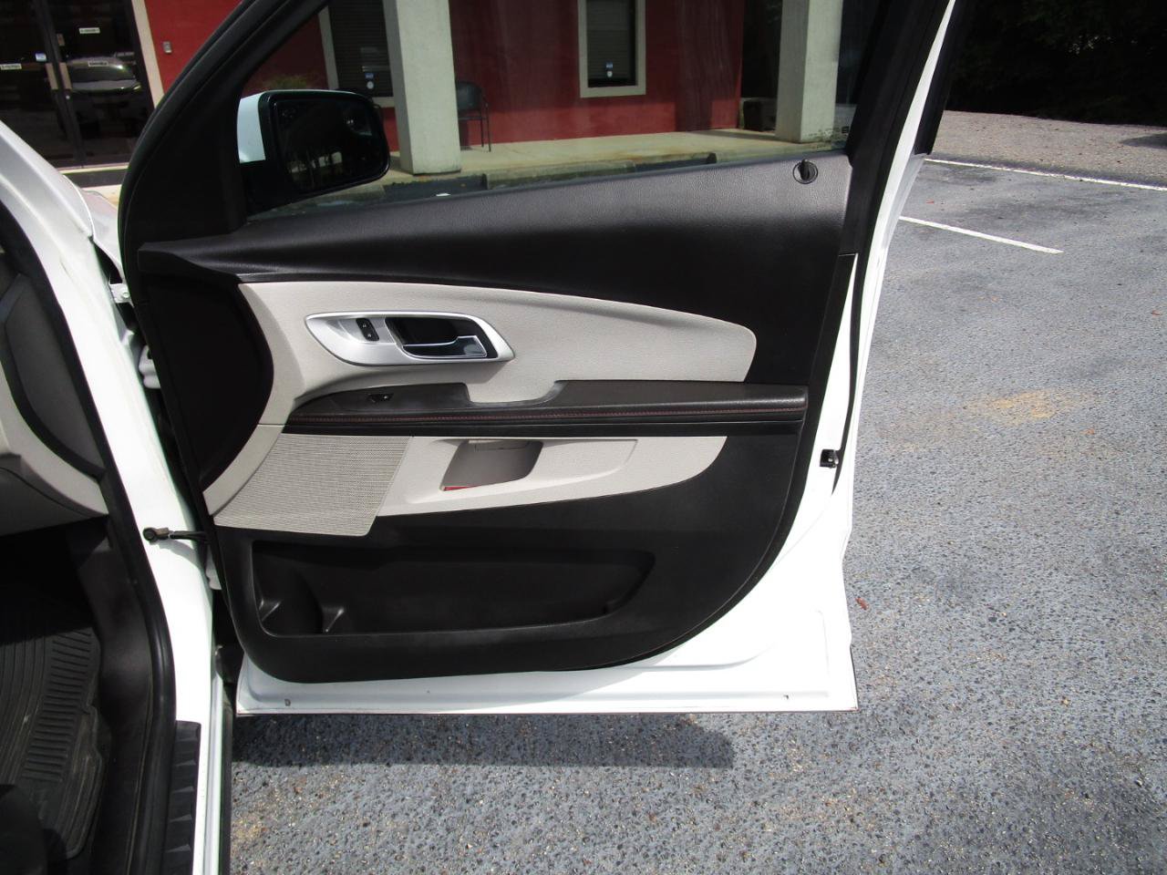 Used 2013 Chevrolet Equinox LT FWD image 27