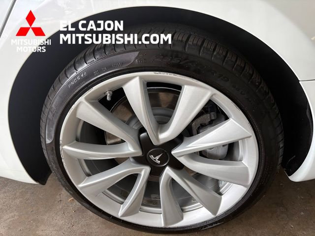 Used 2018 Tesla Model 3 Long Range RWD image 6