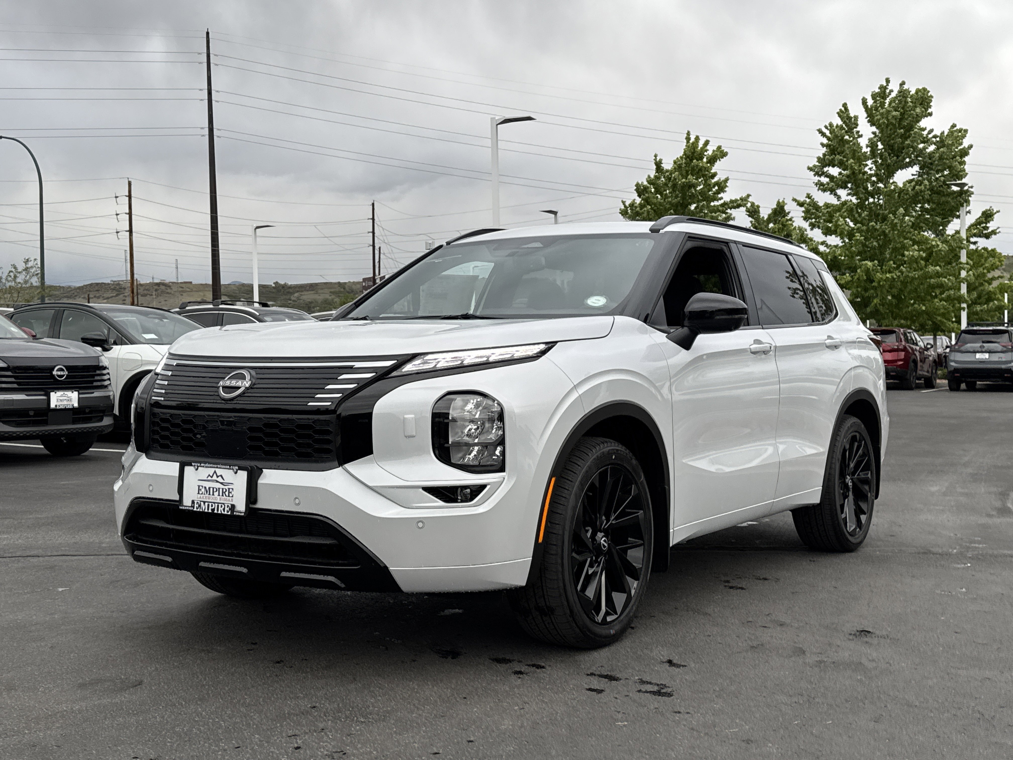New 2026 Nissan Rogue Platinum AWD/4WD image 4