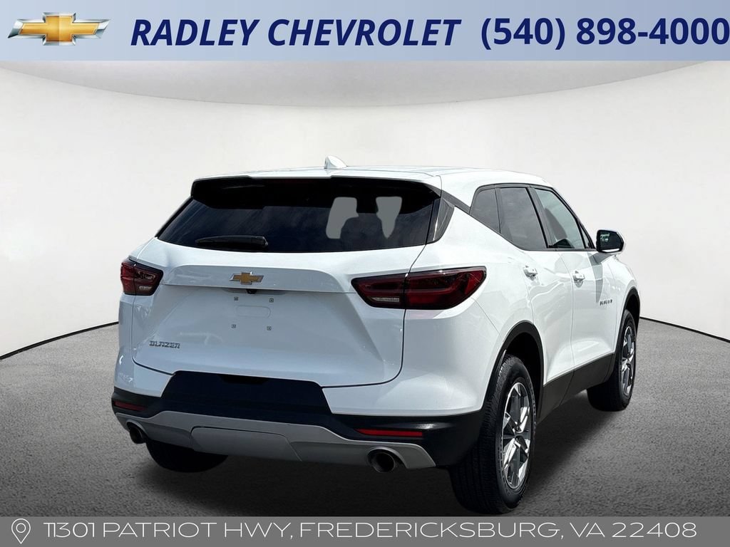 Certified 2025 Chevrolet Blazer LT FWD image 19
