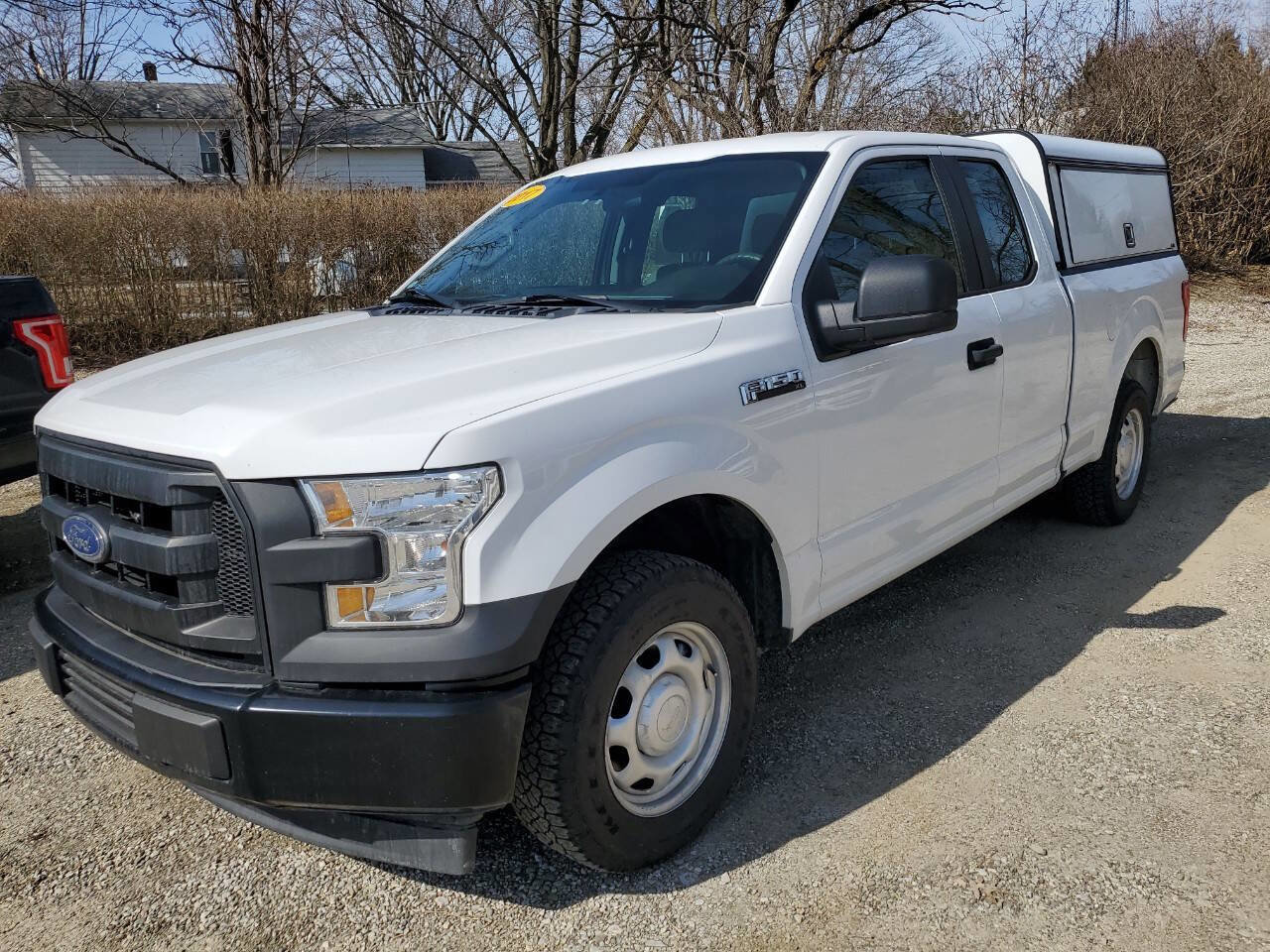 Used 2017 Ford F150 XL w/ Equipment Group 101A Mid image 3
