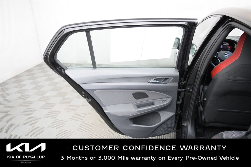 Used 2022 Volkswagen GTI SE FWD image 11