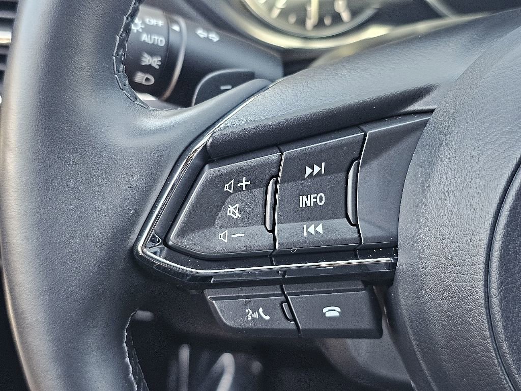 Certified 2025 MAZDA CX-5 Signature image 32