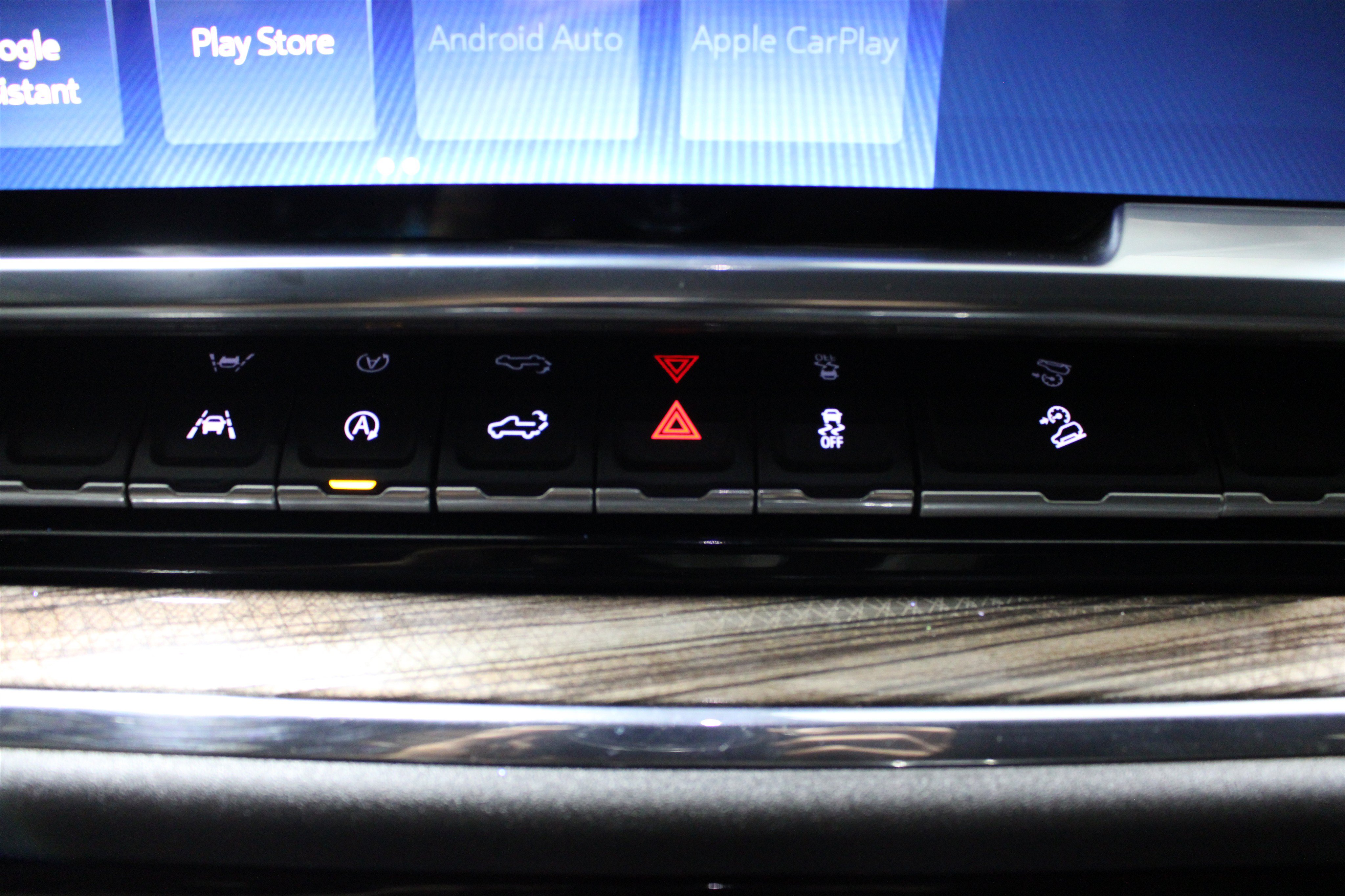 Used 2024 Chevrolet Silverado 1500 RST AWD/4WD image 17