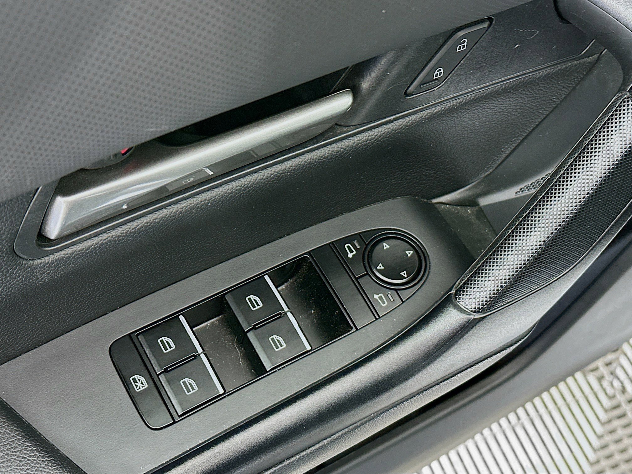 Used 2023 MAZDA CX-50 2.5 S w/ Preferred Plus Pkg image 15