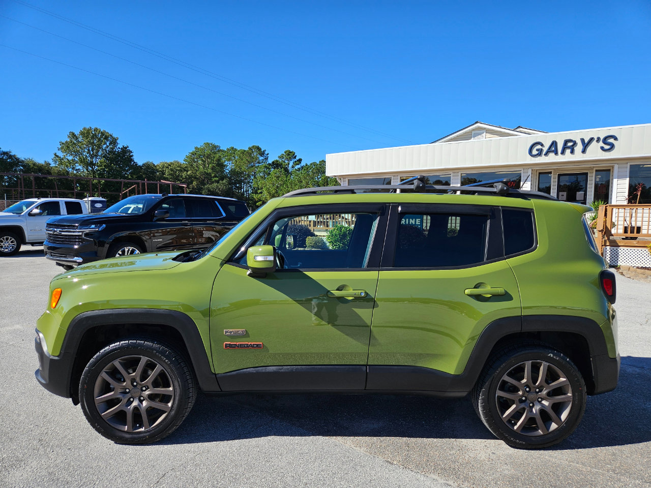 Used 2016 Jeep Renegade 75th Anniversary image 3