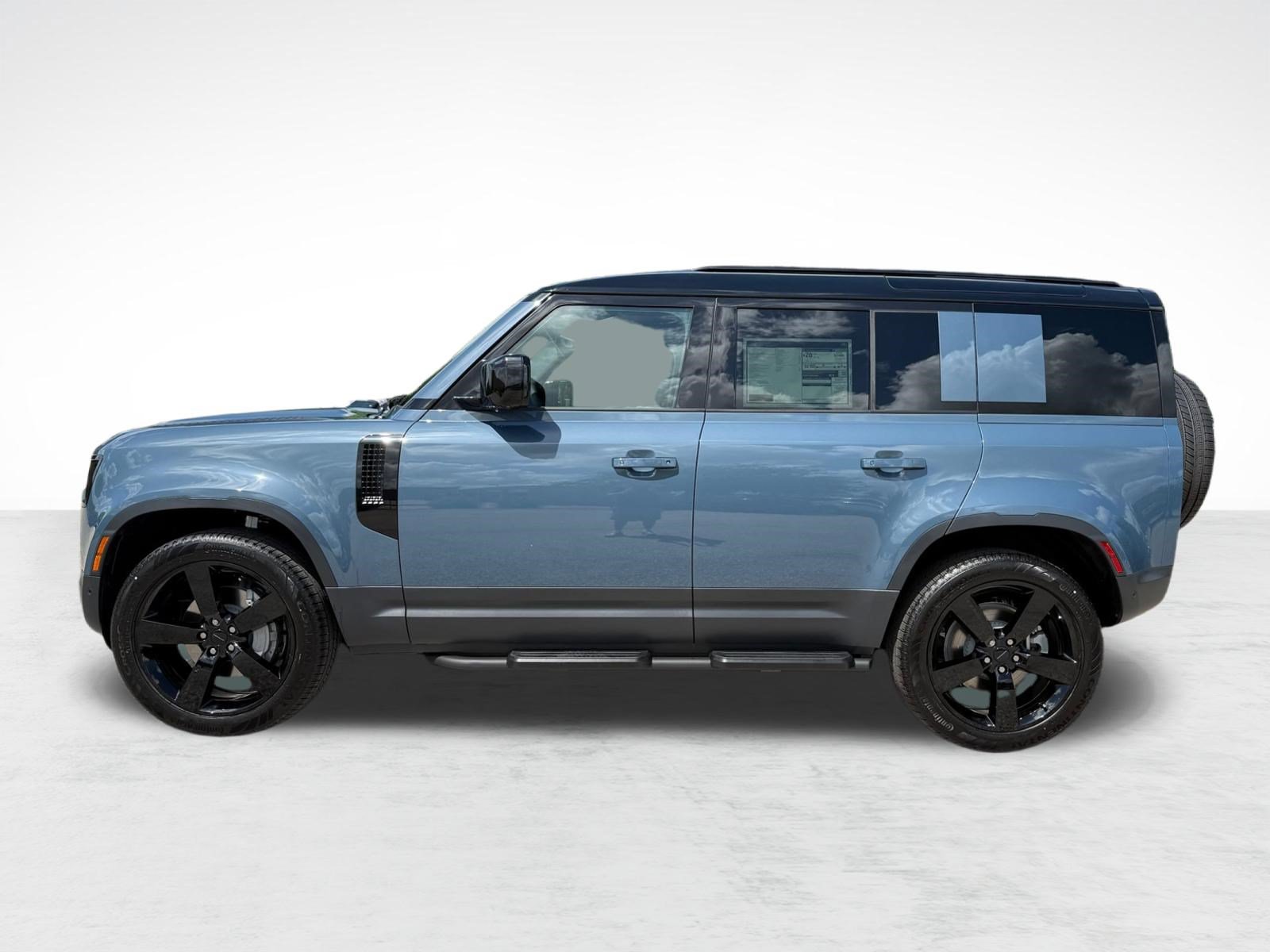 New 2026 Land Rover Defender 110 S AWD/4WD image 2