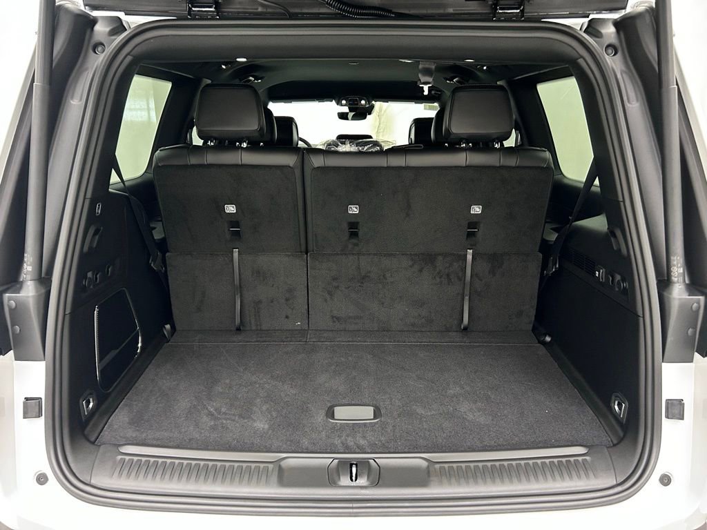 New 2026 Jeep Grand Wagoneer 4WD image 9