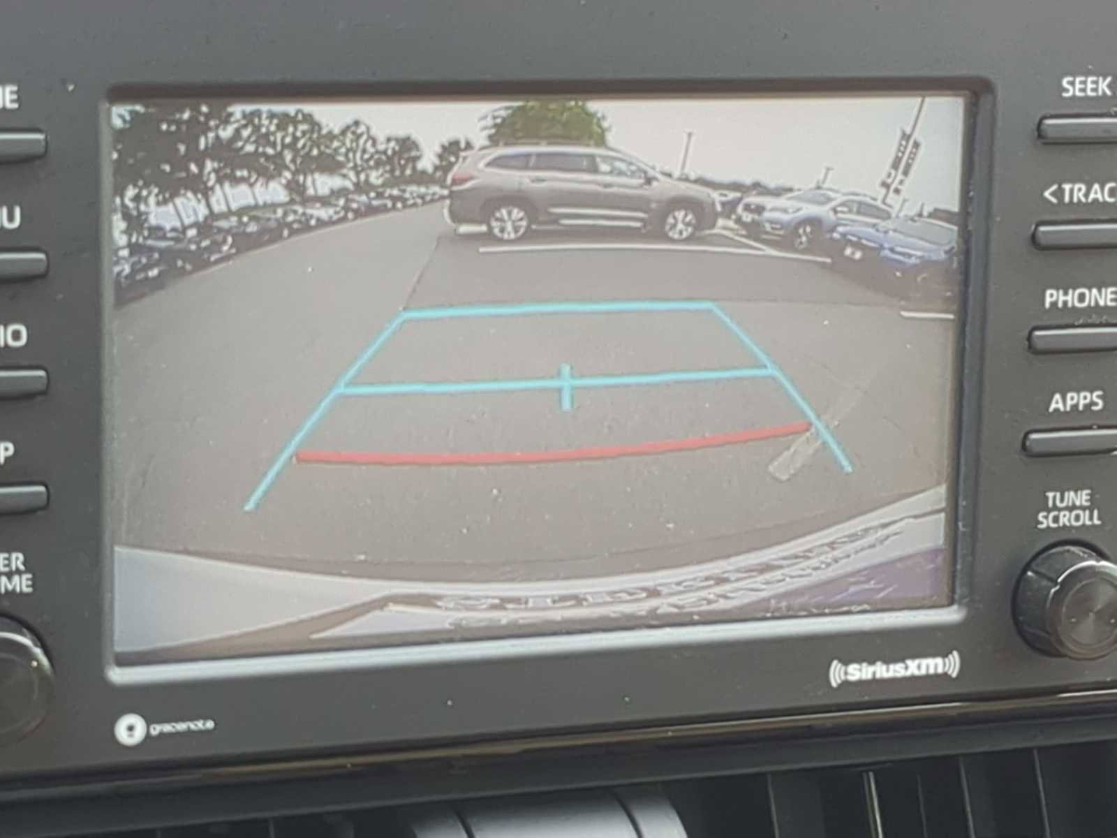 Used 2020 Toyota RAV4 XLE image 31