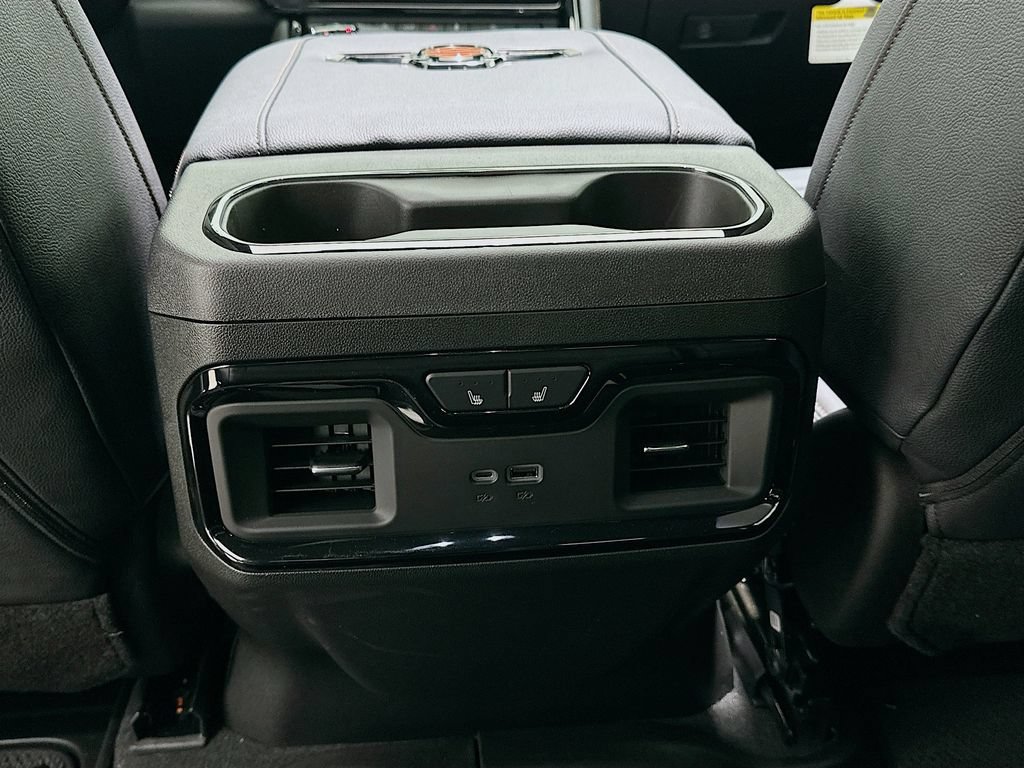 New 2026 GMC Sierra 1500 AT4 w/ AT4 Premium Package AWD/4WD image 26
