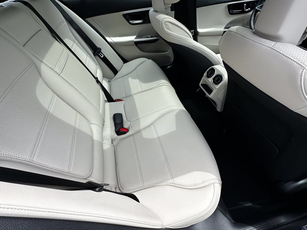 New 2026 Mercedes-Benz C 300 Sedan image 18