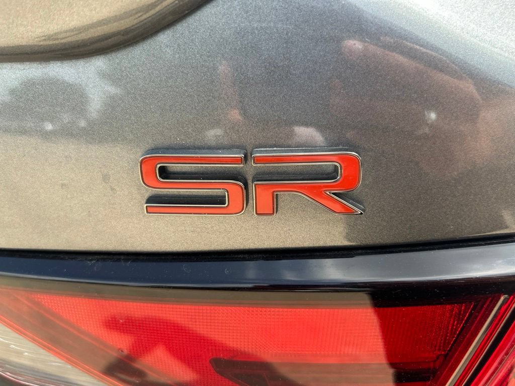 Certified 2024 Nissan Sentra SR FWD image 10