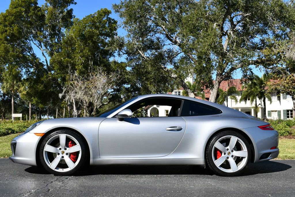 Used 2017 Porsche 911 Carrera image 25