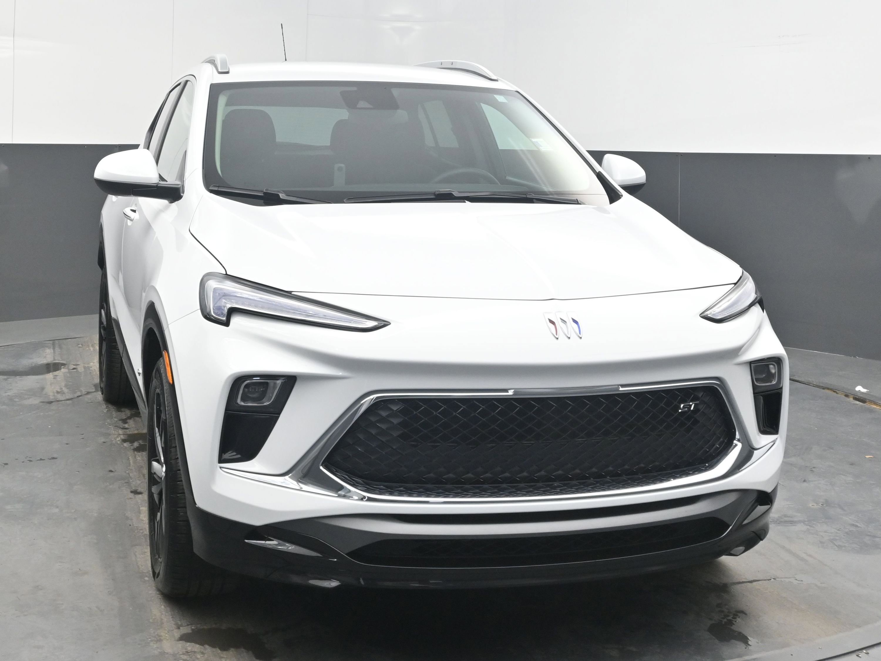 Certified 2026 Buick Encore GX Sport Touring w/ Comfort Package image 3