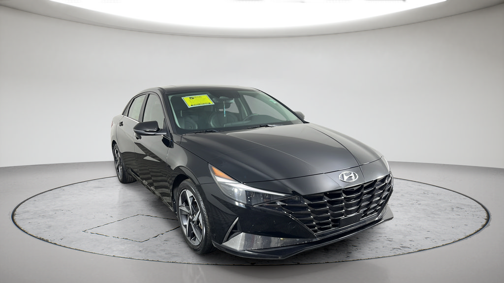 Used 2022 Hyundai Elantra Limited w/ Cargo Package FWD image 1