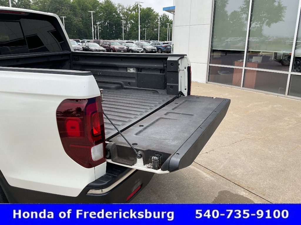 Certified 2019 Honda Ridgeline RTL-T image 17