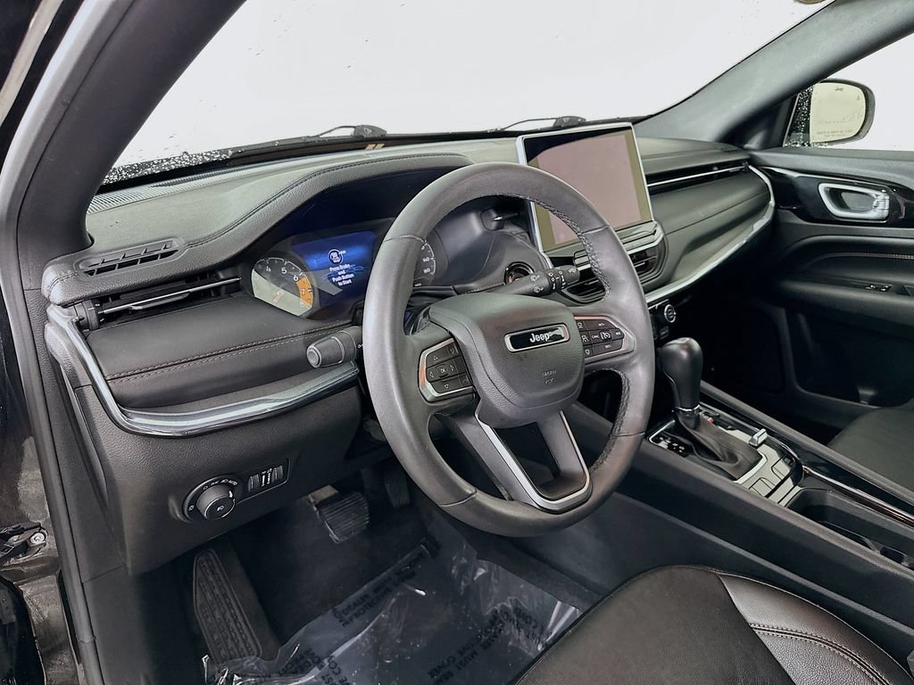 Certified 2023 Jeep Compass Limited AWD/4WD image 17