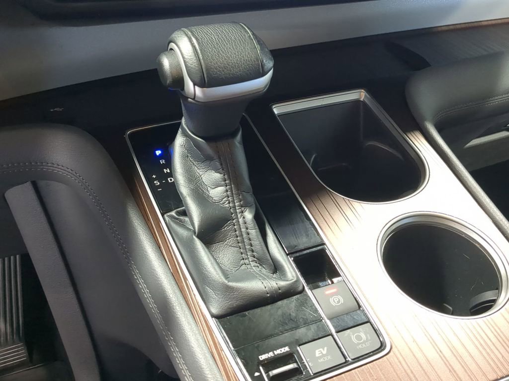 Used 2021 Toyota Sienna XLE FWD image 34