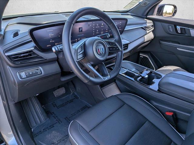 Used 2025 Buick Enclave Sport Touring image 13